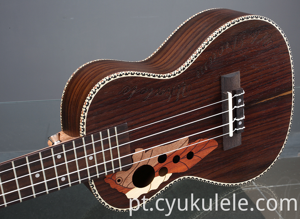 ukulele1